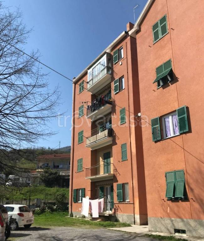 Appartamento in vendita a Vado Ligure via Piave, 248