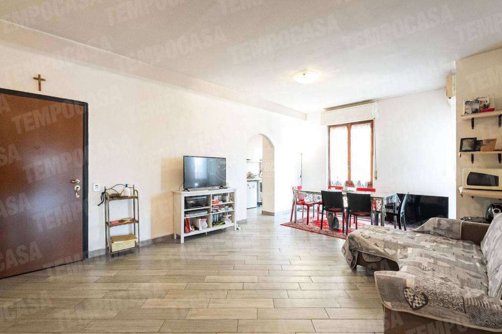 Appartamento in vendita a Giussano via Cantore General Antonio 67/aa