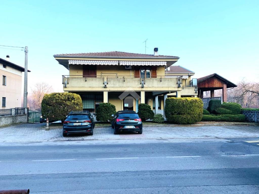 Appartamento in vendita a Roasio via Torino