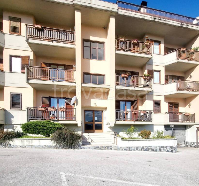Appartamento in vendita ad Avellino via Italia Giordano