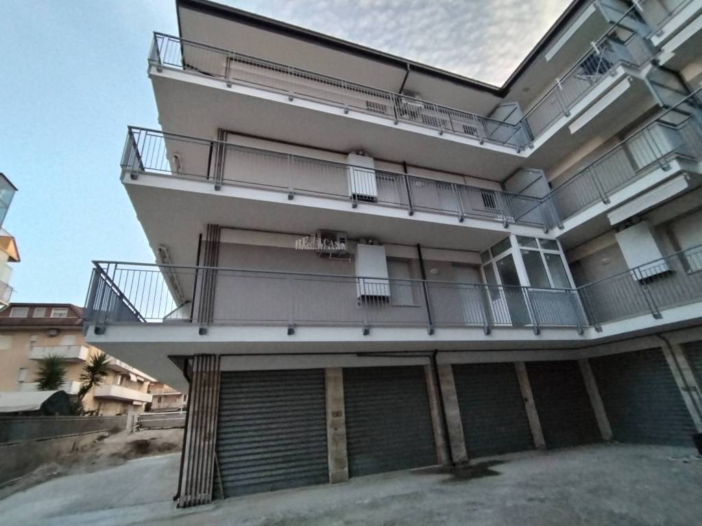 Garage in vendita a San Benedetto del Tronto via Fratelli Cervi, 20
