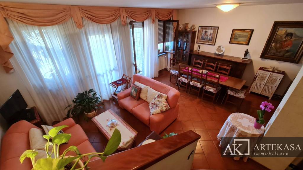 Villa in vendita a Novara strada Crocetta, 5