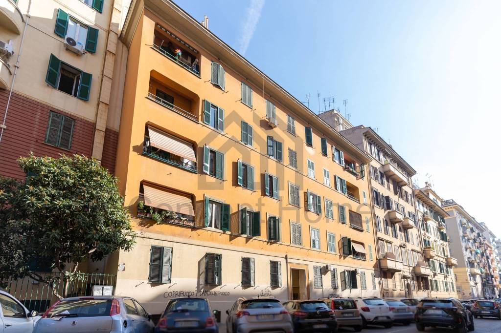 Appartamento in vendita a Roma via Eurialo, 13