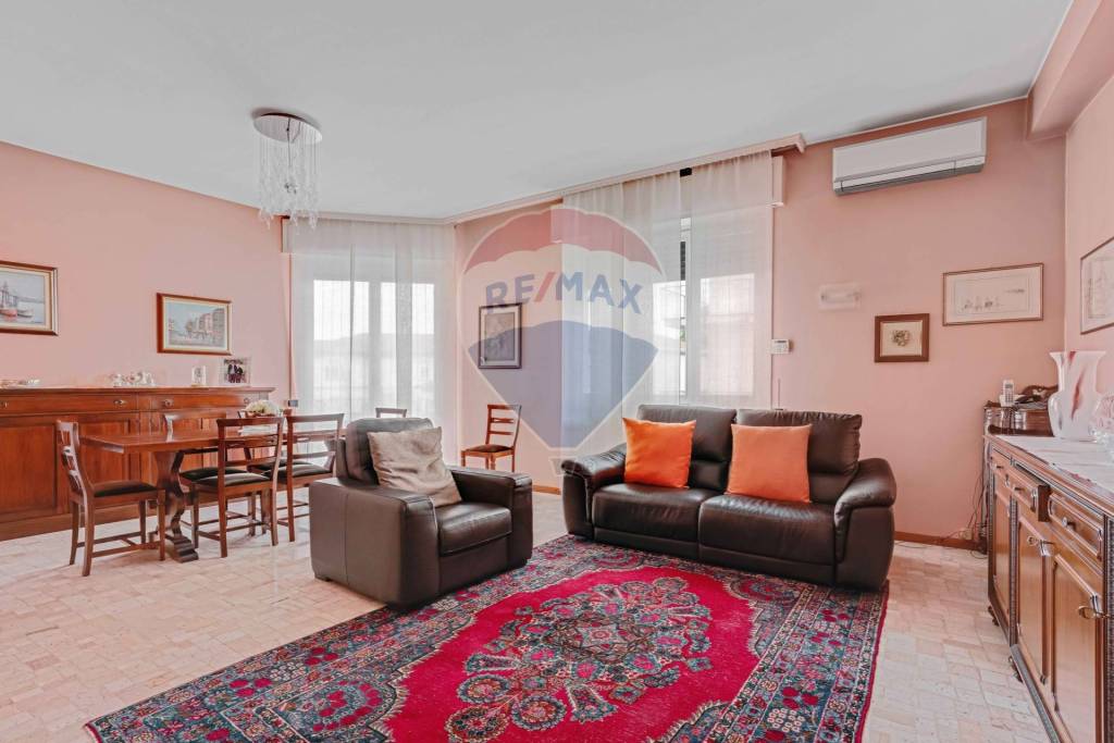 Appartamento in vendita a Gorla Minore via Matteotti, 1