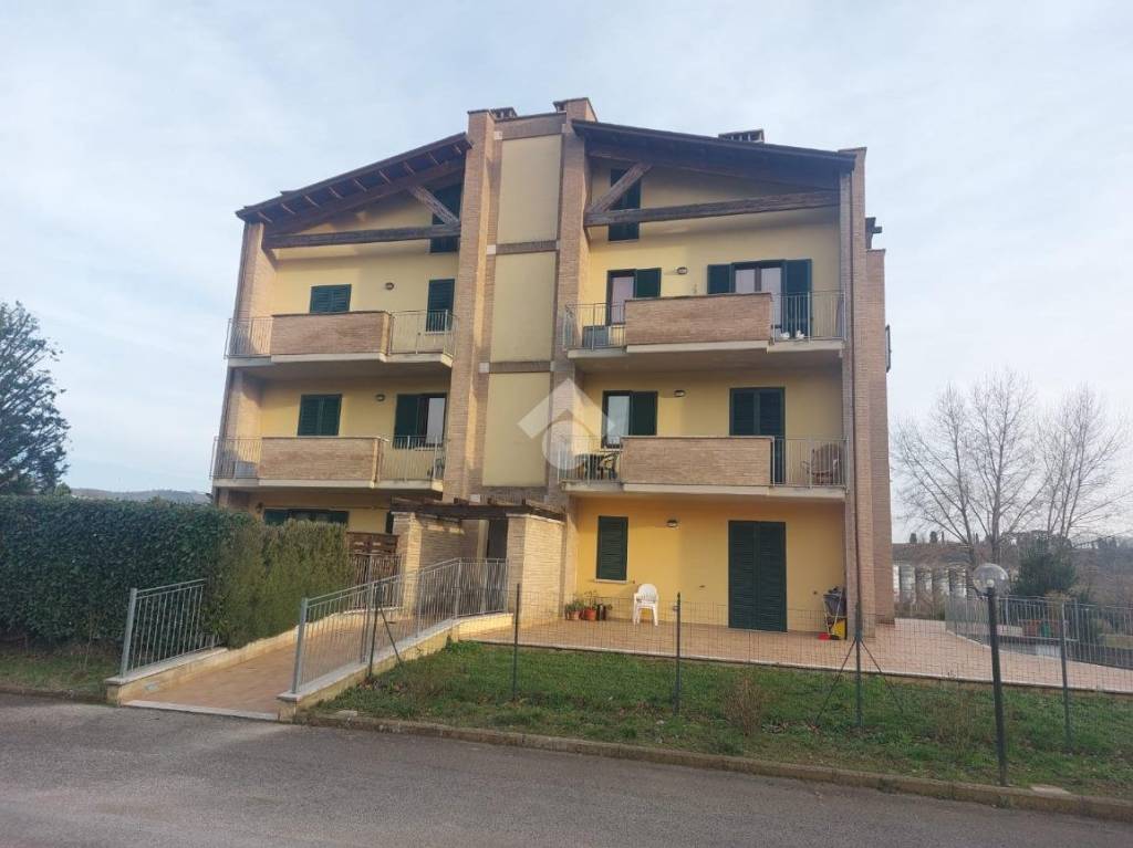 Appartamento in vendita a Perugia via Francesco Rossetti, 2