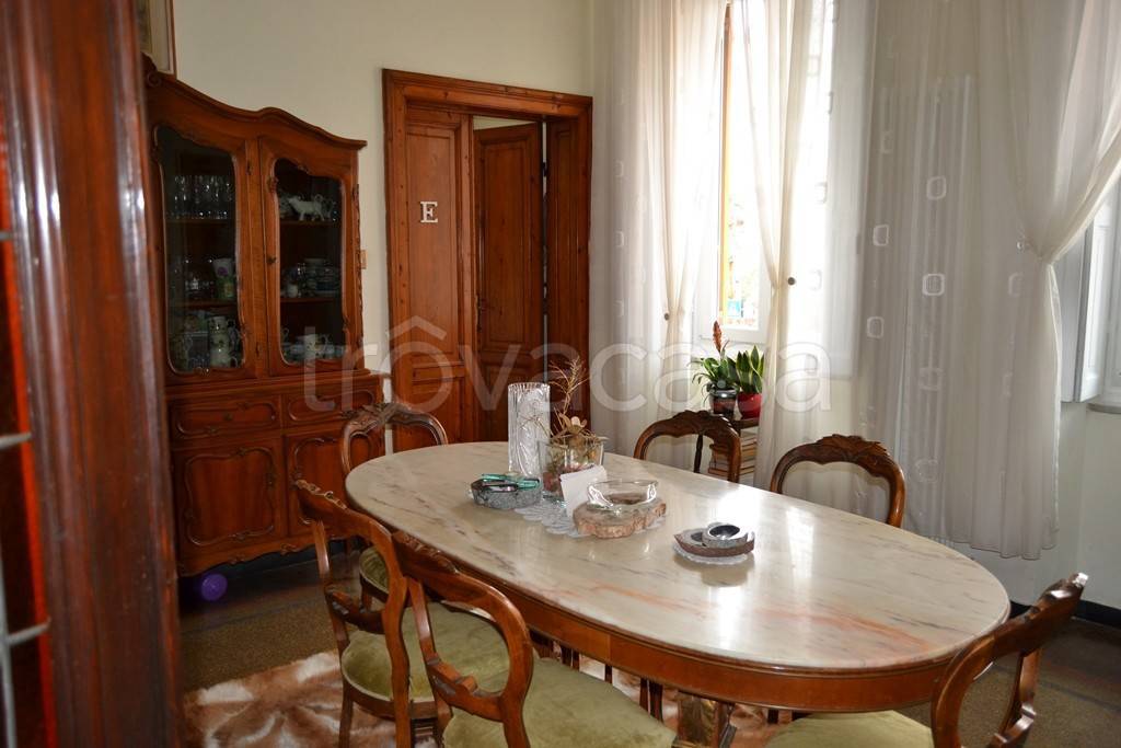 Appartamento in vendita a Lavagna piazza Giuseppe Ravenna, 8