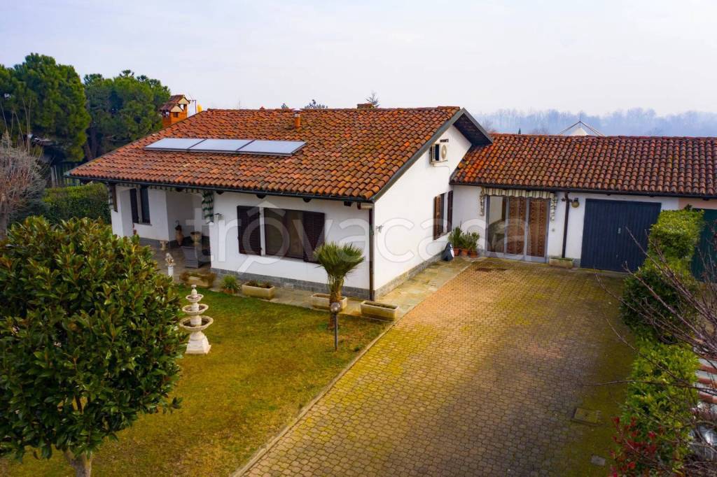 Villa in vendita a Cellarengo via Aldo Moro, 13
