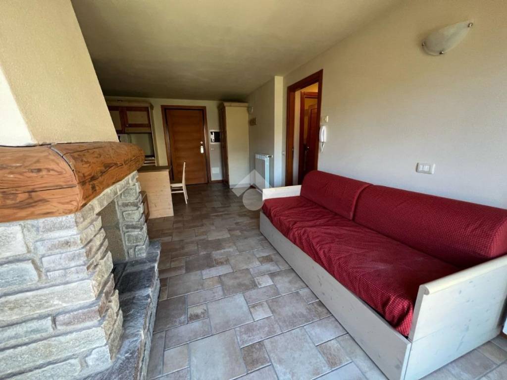 Appartamento in vendita a Temù via Alpi