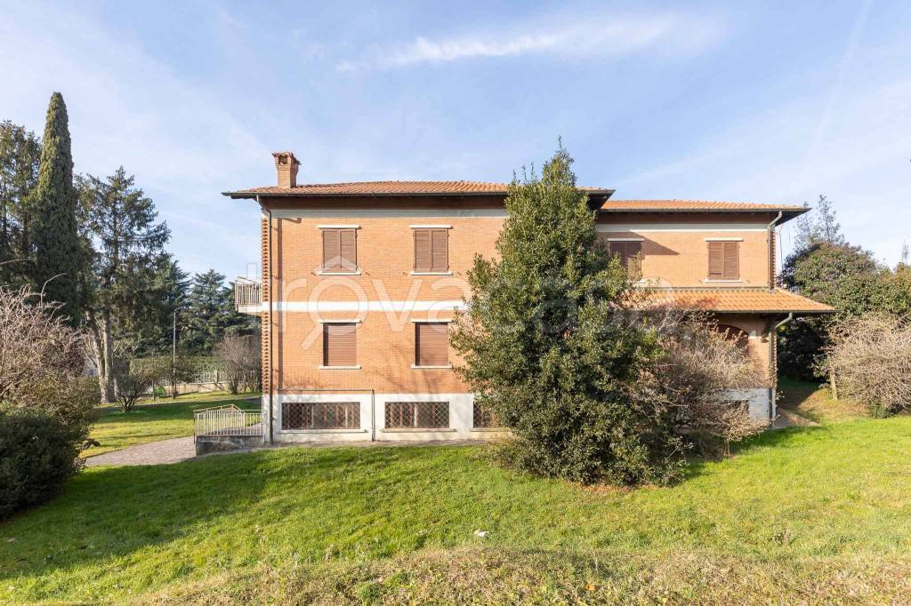 Villa in vendita a Viganò via Risorgimento, 11