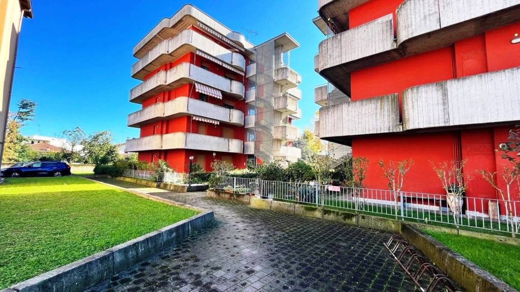 Appartamento in vendita a Vigevano corso Giacomo Brodolini, 60