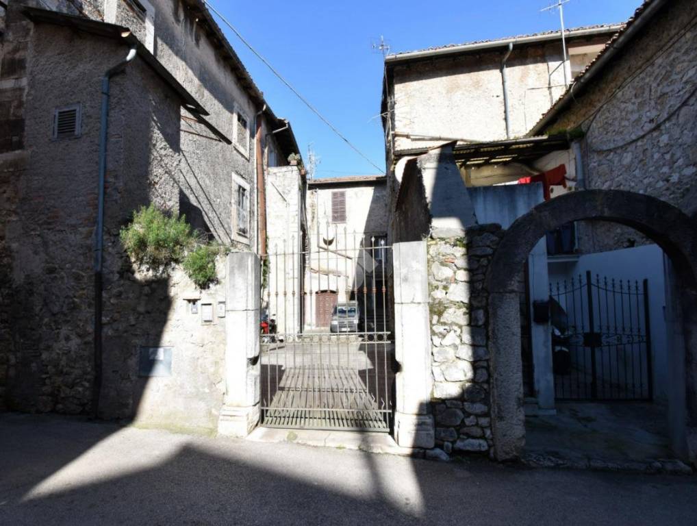 Appartamento in vendita a Sezze via Pitti, 31