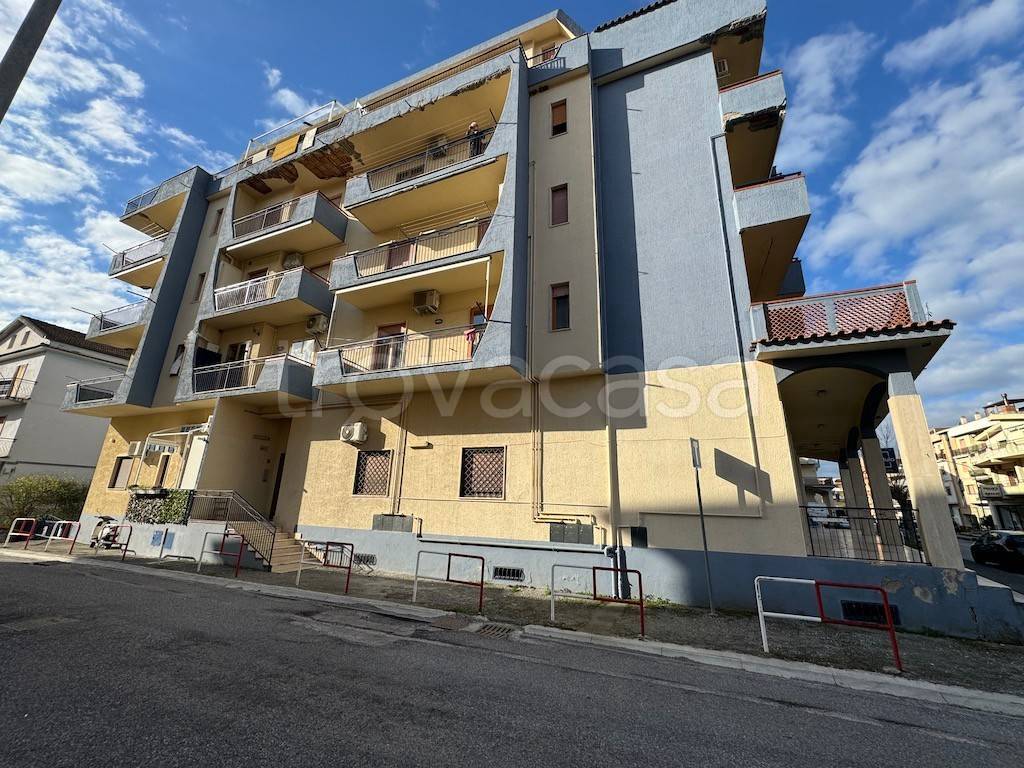 Appartamento in vendita a Scalea via Corradao Alvaro