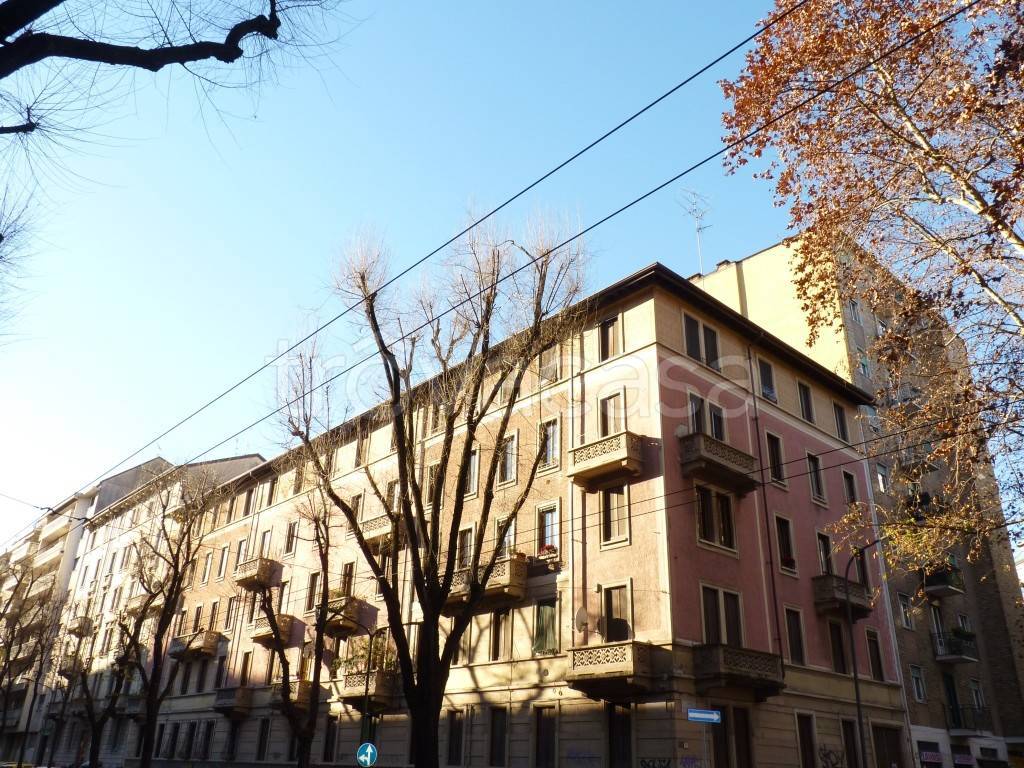 Appartamento in affitto a Milano largo Porto di Classe, 6