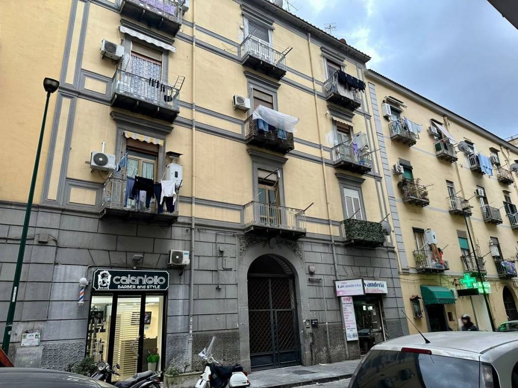 Appartamento in vendita a Napoli via Consalvo