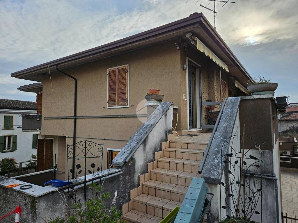Appartamento in vendita a Pozzolengo via Palada, 26