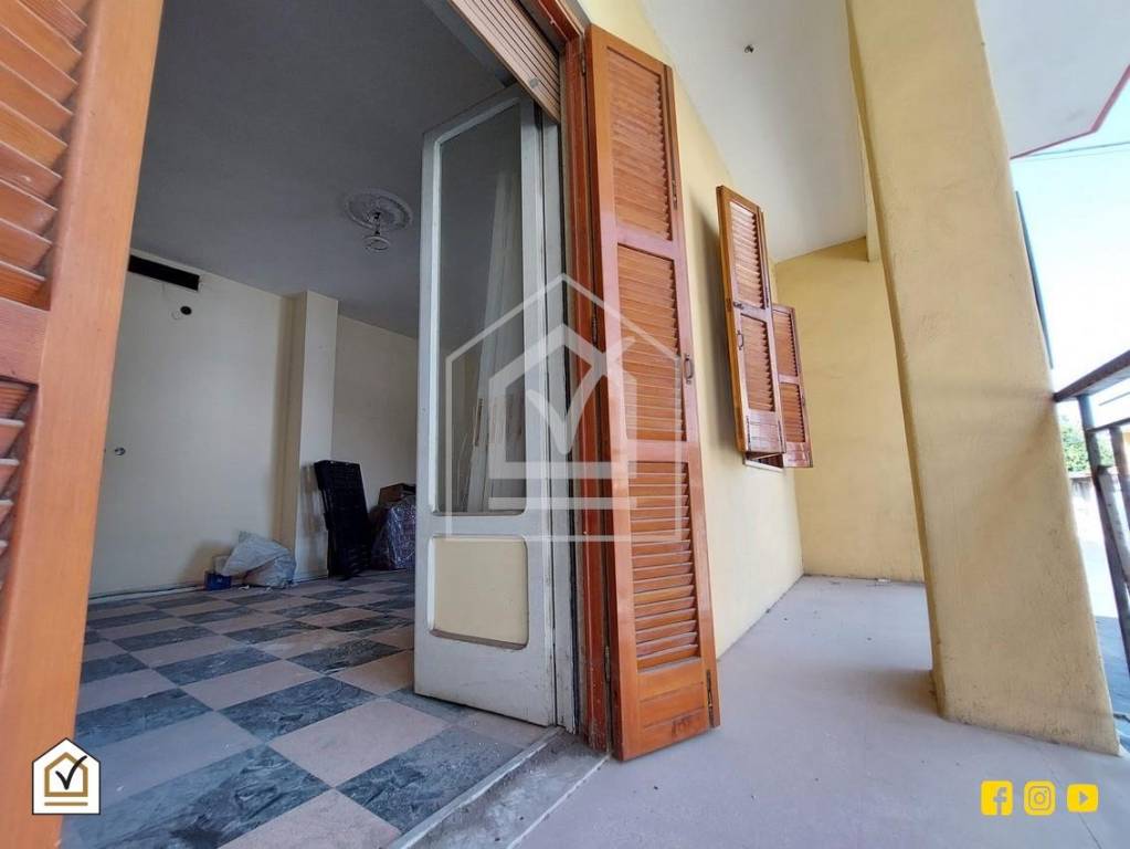 Appartamento in vendita a Modugno via Napoli, 32