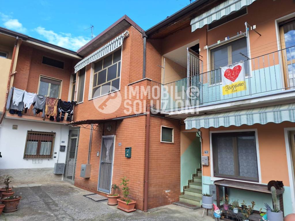 Appartamento in vendita a Osio Sotto via Garibaldi, 18