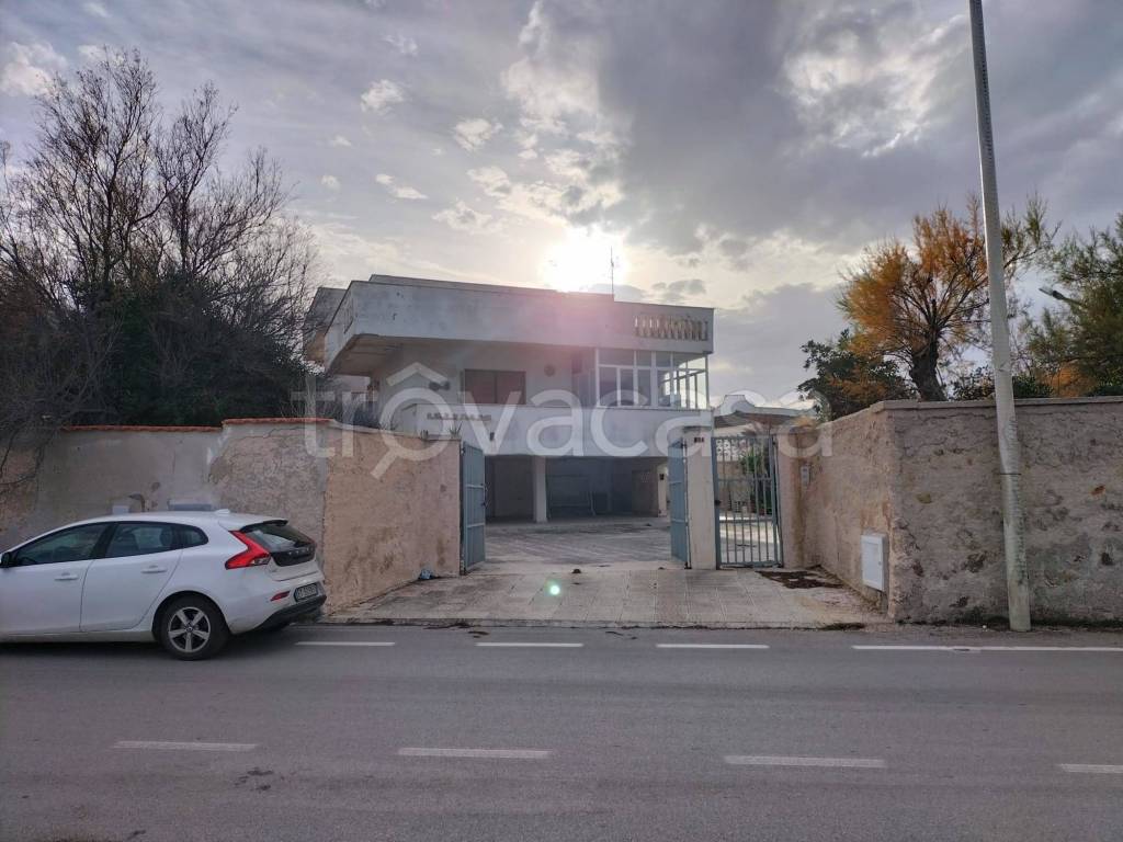Villa in vendita a Bari strada Detta della Marina, 40/a