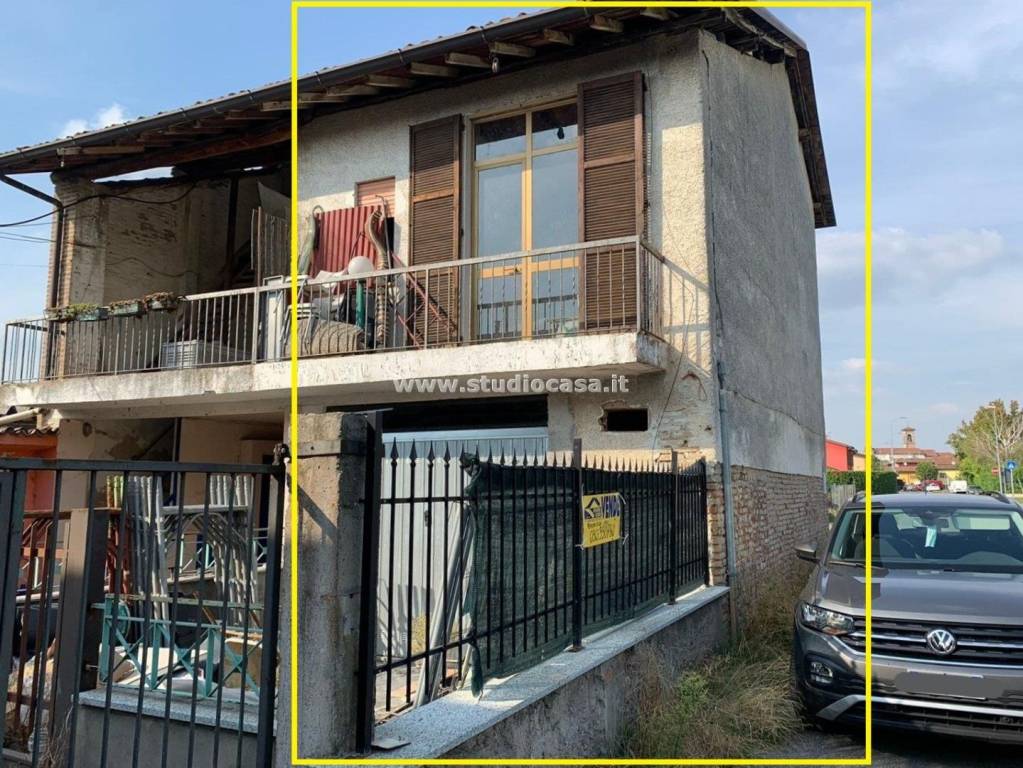 Casa Indipendente in vendita a Misano di Gera d'Adda via Santo Stefano