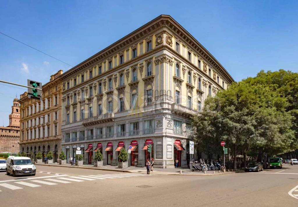 Ufficio in affitto a Milano piazzale Luigi Cadorna, 4.