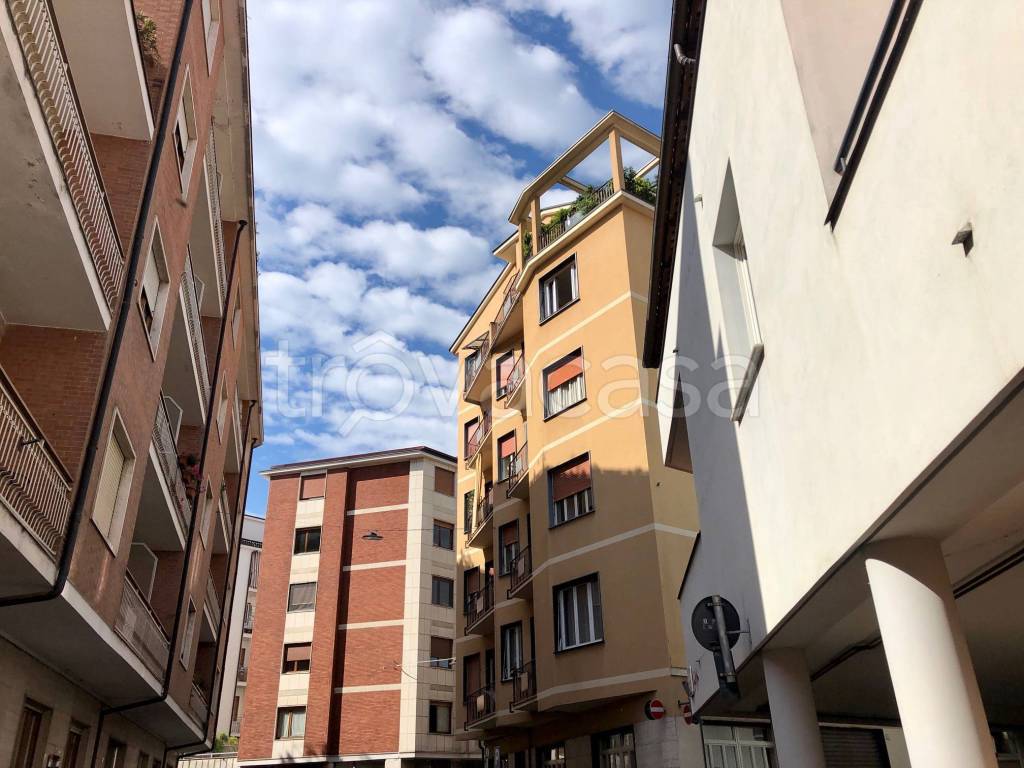 immagine annuncio 1 di 4