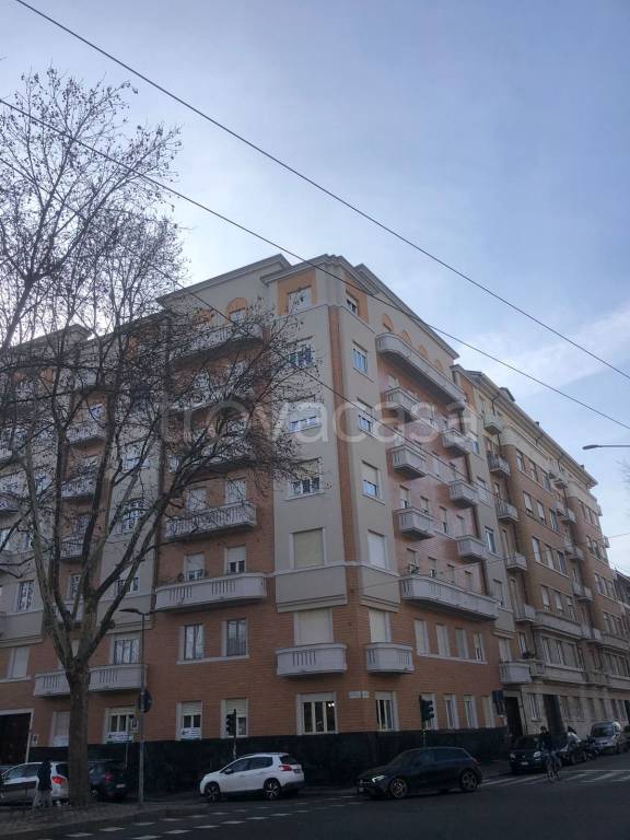 Appartamento in vendita a Torino corso Re Umberto, 125