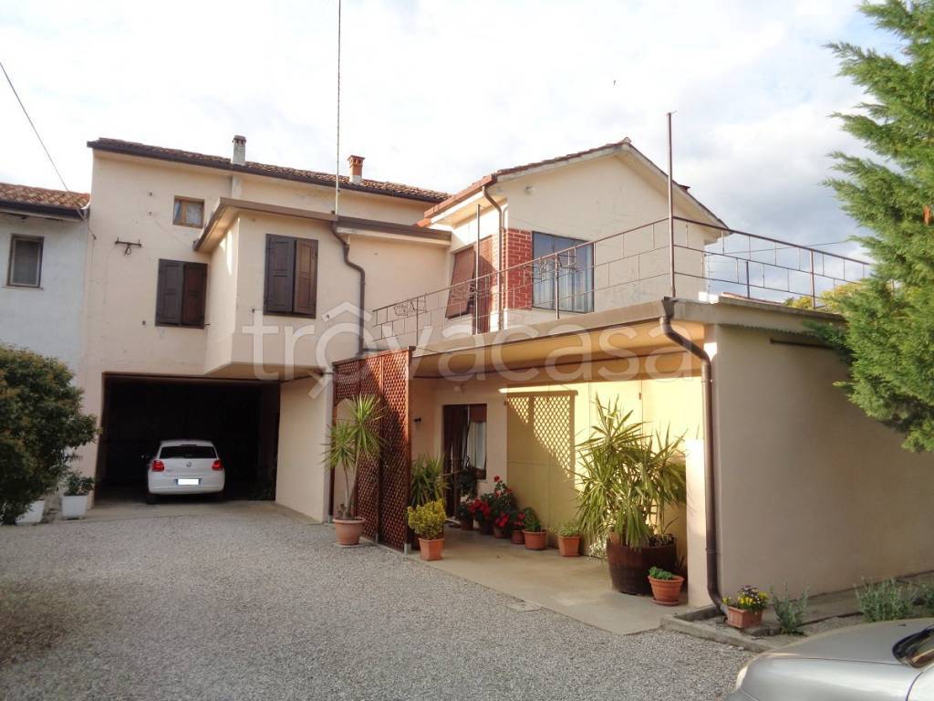 Villa a Schiera in vendita a Corno di Rosazzo via Pietro Zorutti, 32