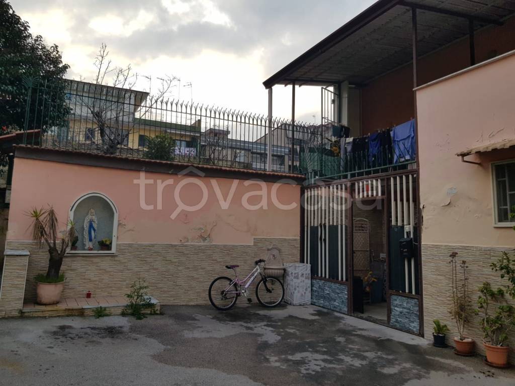 Appartamento in vendita a Melito di Napoli via Roma