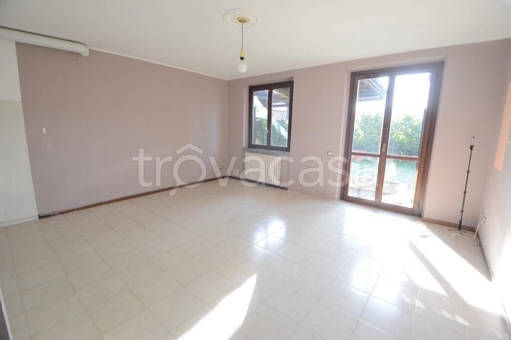 Appartamento in vendita a Cavenago di Brianza via Don Borsani, 1