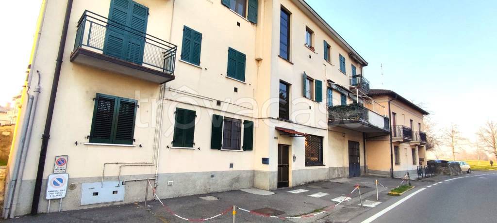 Appartamento in vendita a Siziano via Roma, 101