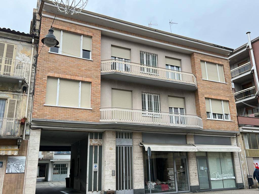 Appartamento in vendita a Cuorgnè via Torino, 29