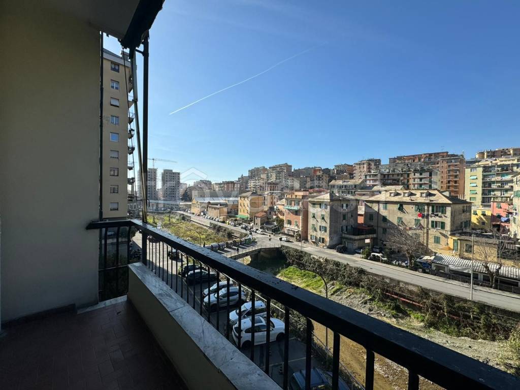 Appartamento in vendita a Genova via dell'Alloro 23