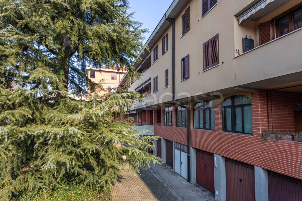 Appartamento in vendita a Pessano con Bornago via Don Lorenzo Milani, 16L