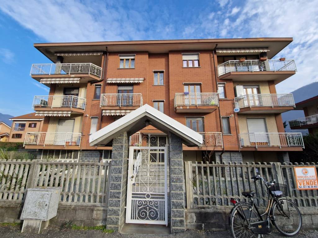 Appartamento in vendita a Sant'Antonino di Susa via Superga, 7