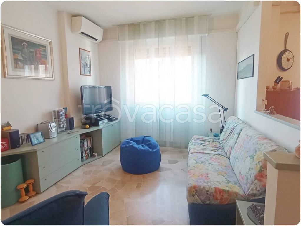 Appartamento in vendita a Baranzate via Nazario Sauro, 132
