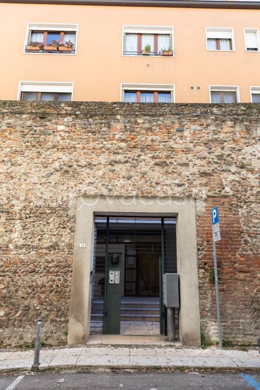 Appartamento in in vendita da privato a Verona vicolo San Domenico, 13