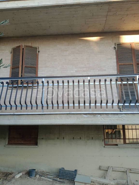 Appartamento in in vendita da privato a Montottone via Gaspare Spontini, 4