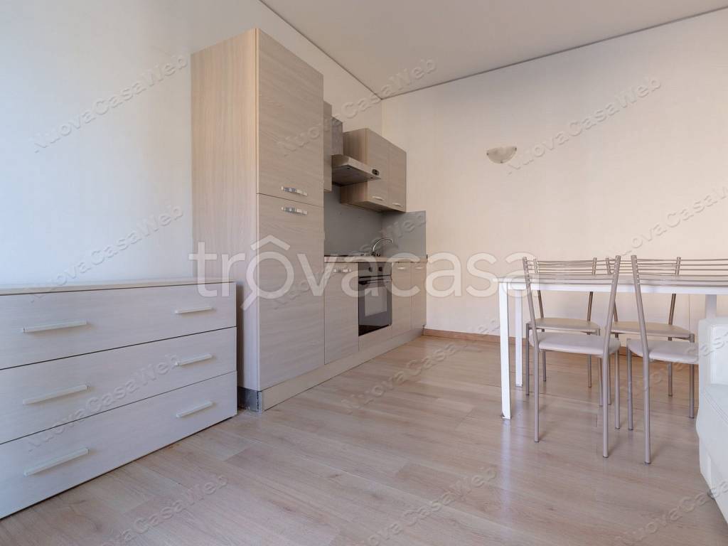 immagine annuncio 1 di 12