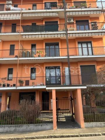 Appartamento in vendita a Parabiago via Trento