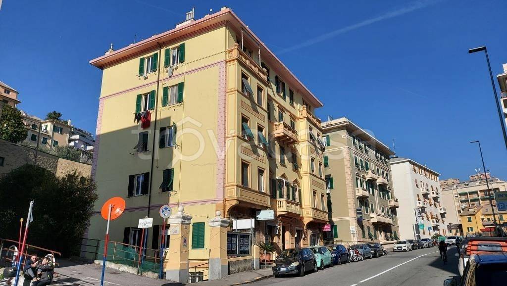 Appartamento in vendita a Genova via Isonzo