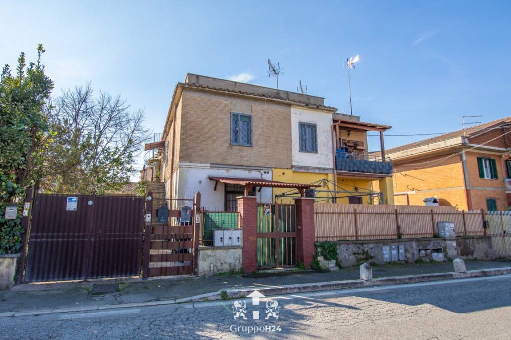 Appartamento in vendita a Marino via San Paolo Apostolo, 12