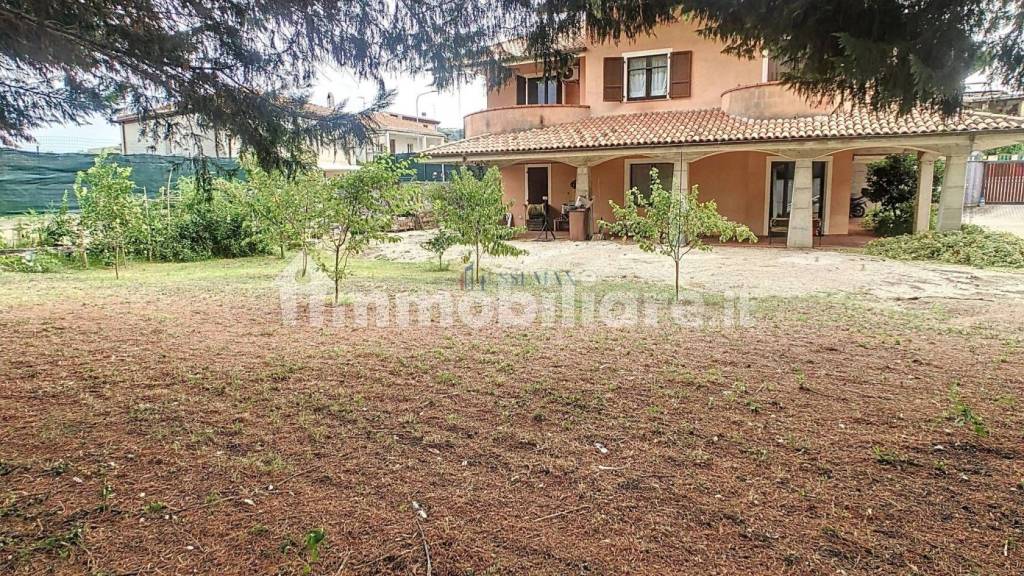 Villa in in vendita da privato a Miglianico contrada Piane San Pantaleone, 162