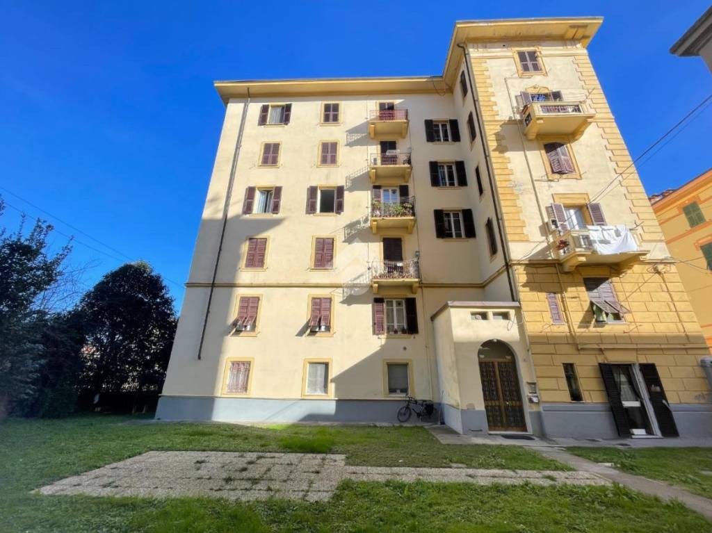 Appartamento in vendita a La Spezia via Amalfi, 2