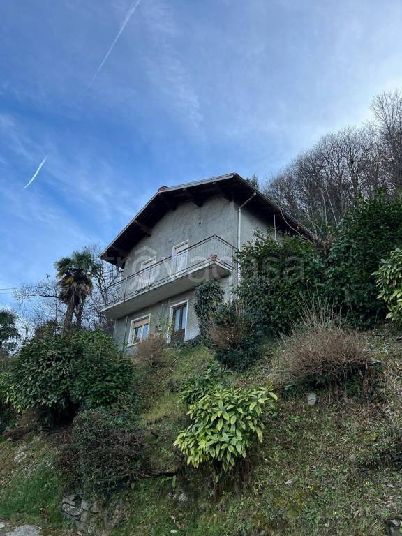 Villa Bifamiliare in in vendita da privato a Germignaga via Roberto Stehli, 72