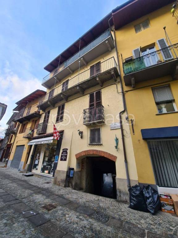 Appartamento in vendita a Lanzo Torinese via Generale Armando Diaz, 1