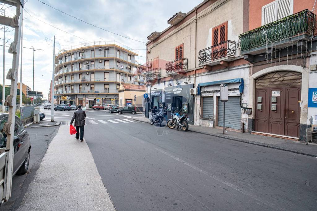 Appartamento in vendita a Catania via Vincenzo Casagrandi, 7