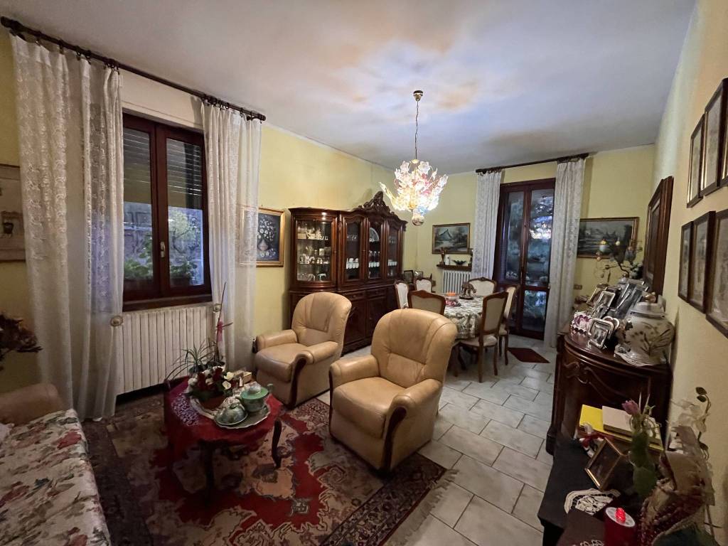 Appartamento in vendita a Como via 27 Maggio, 35