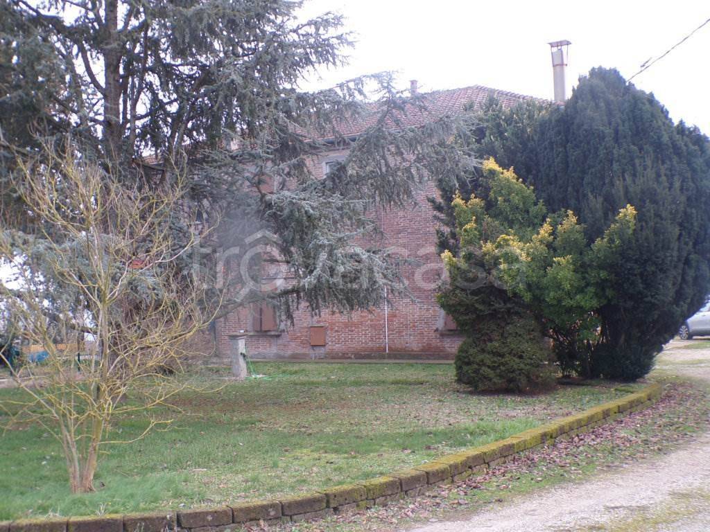 Villa Bifamiliare in vendita a Ostellato via strada mezzano, 18