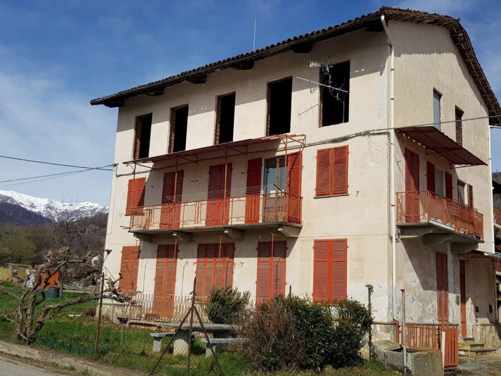Casa Indipendente in vendita a Luserna San Giovanni strada della Fornace