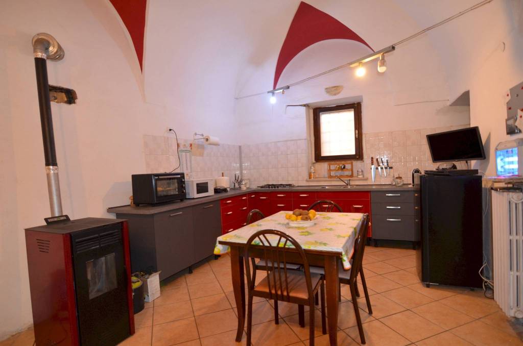 Casa Indipendente in vendita a Luserna San Giovanni via Cavour, 2